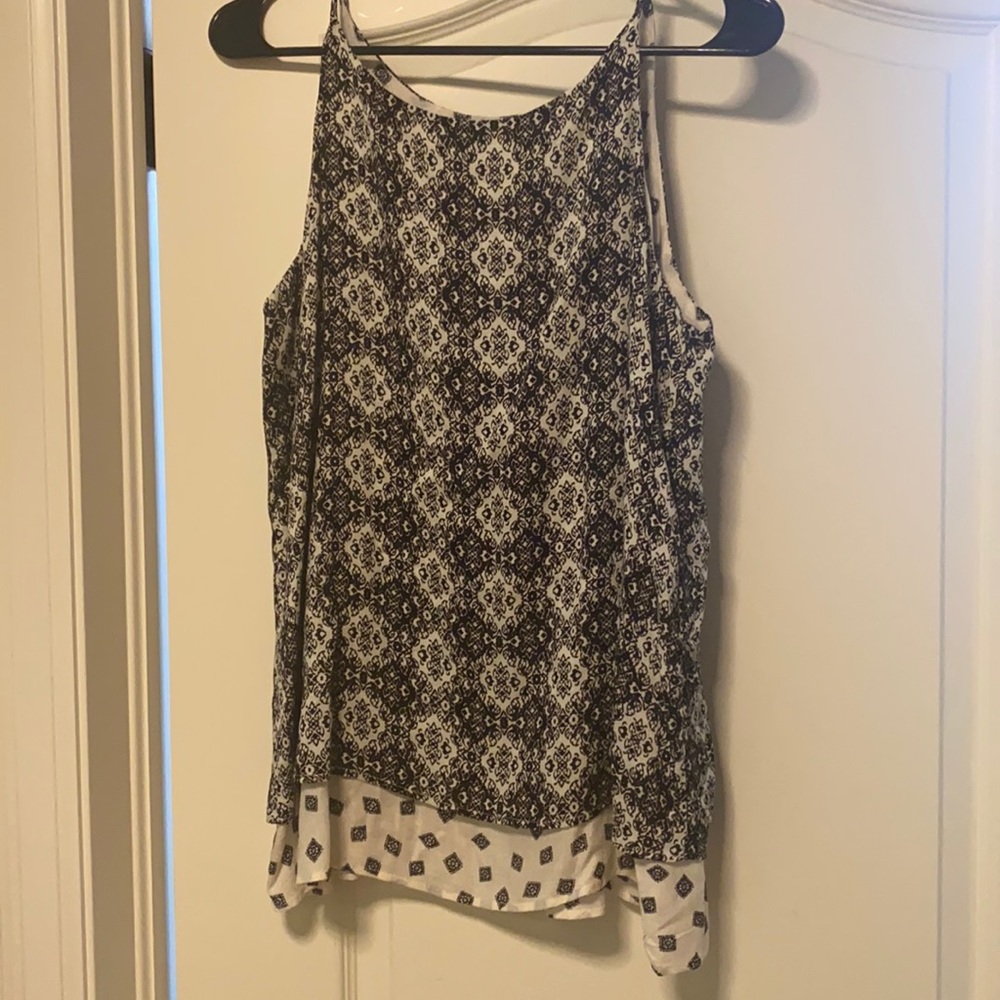 Renee C layered tank top size M